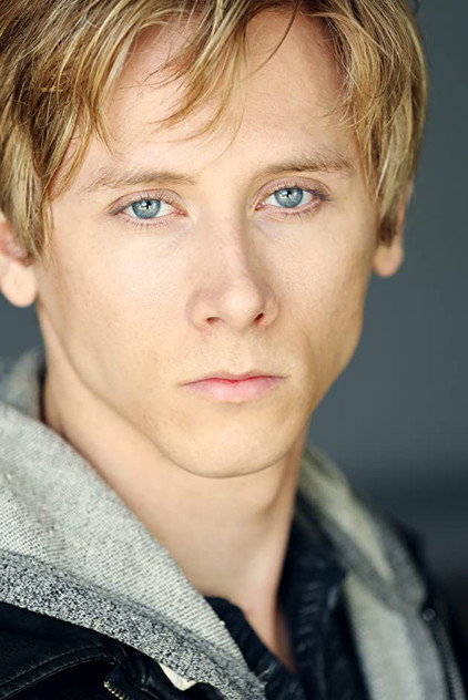 Adam Taylor Gordon oyuncu görseli