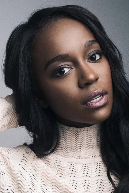 Aja Naomi King oyuncu görseli