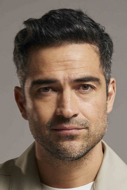 Alfonso Herrera oyuncu görseli