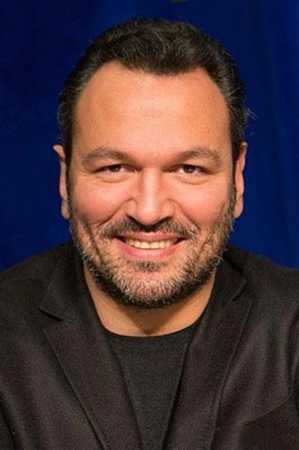 Ali Sunal oyuncu görseli
