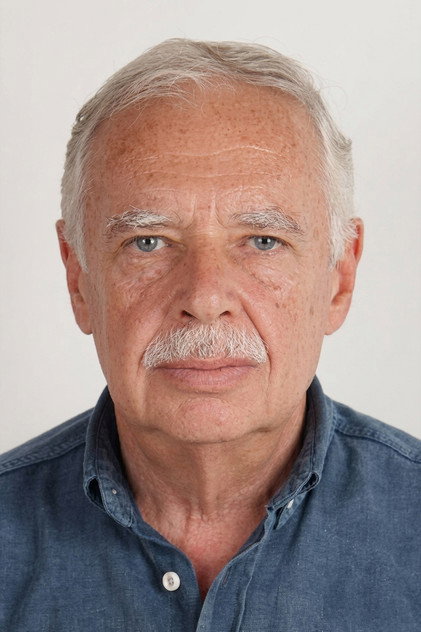 Ali Uyandıran oyuncu görseli