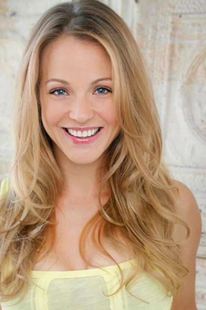 Amanda Clayton oyuncu görseli