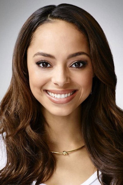 Amber Stevens West oyuncu görseli