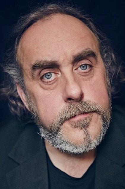 Angus Barnett oyuncu görseli