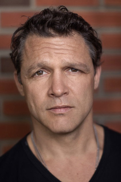 Anthony Molinari oyuncu görseli