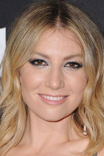 Ari Graynor oyuncu görseli