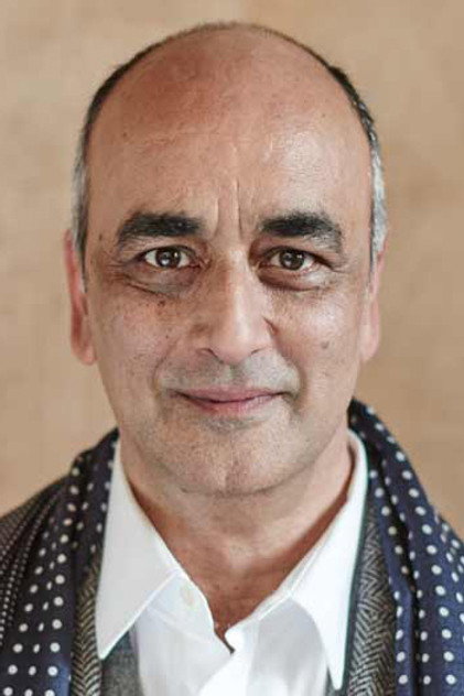 Art Malik oyuncu görseli