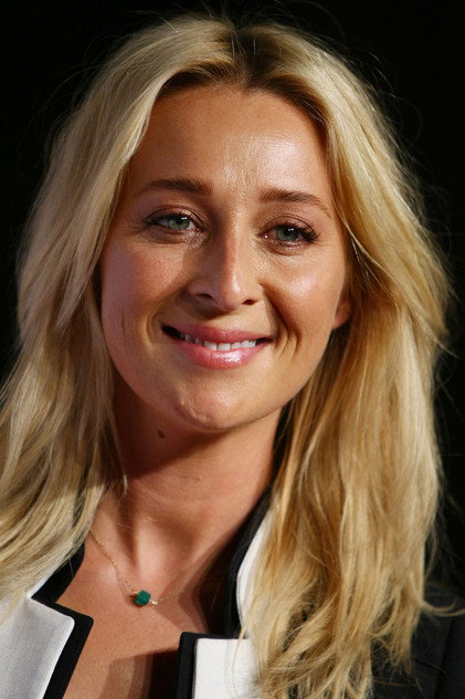 Asher Keddie oyuncu görseli