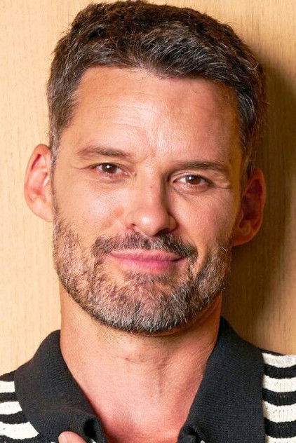 Austin Nichols oyuncu görseli