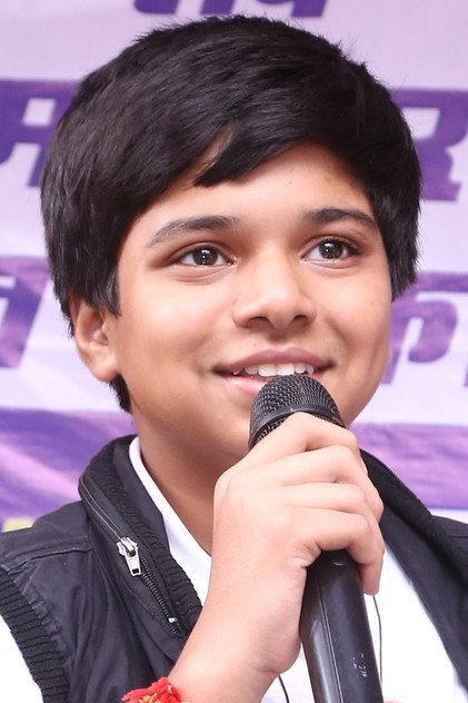 Ayush Mahesh Khedekar oyuncu görseli