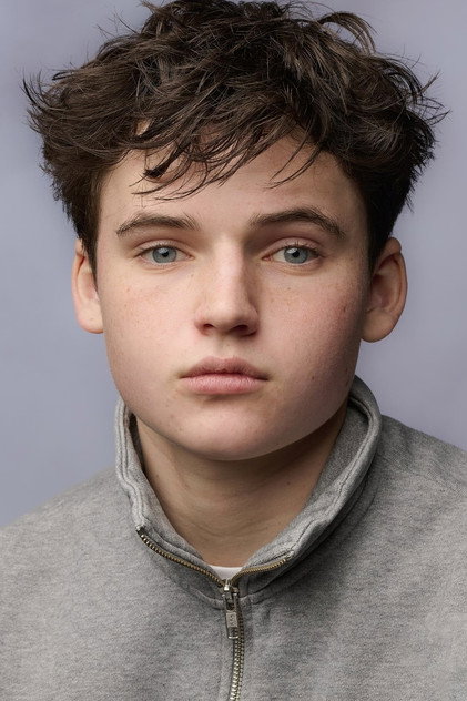 Benjamin Evan Ainsworth oyuncu görseli