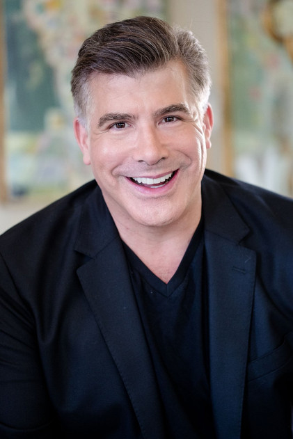Bryan Batt oyuncu görseli