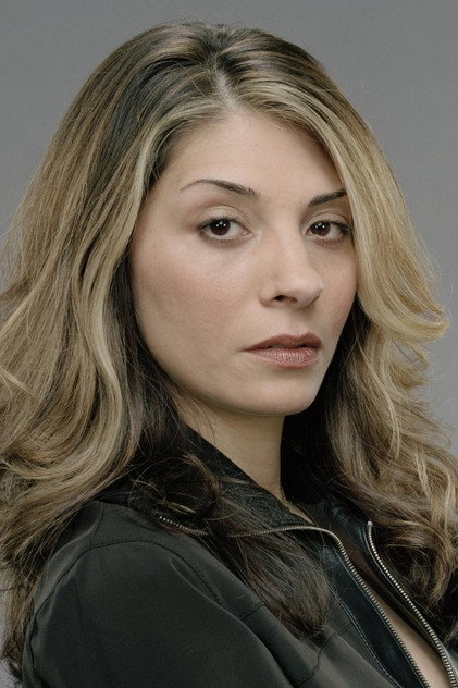 Callie Thorne oyuncu görseli