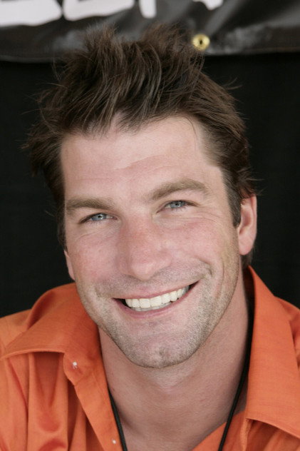 Charlie O’Connell oyuncu görseli