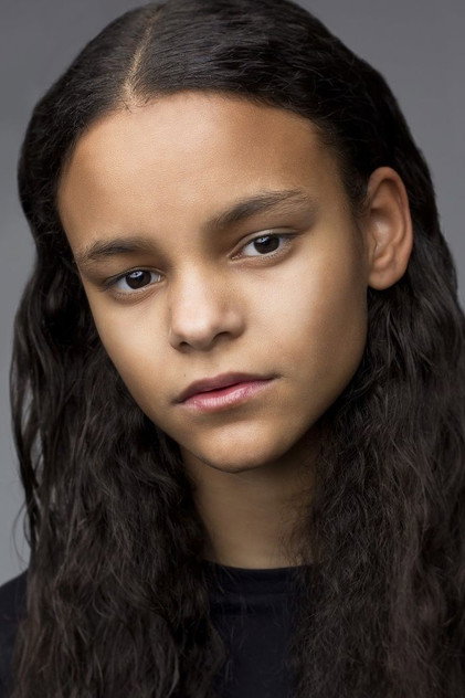 Chloe Lea oyuncu görseli