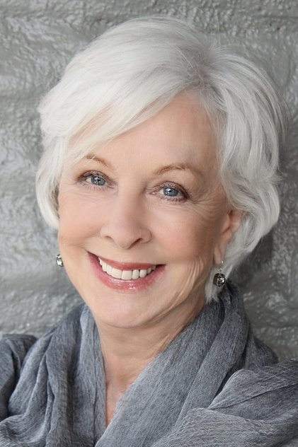 Christina Pickles oyuncu görseli