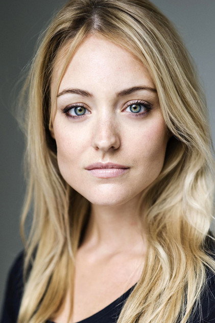 Christina Wolfe oyuncu görseli