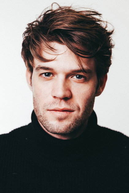 Colin Ford oyuncu görseli