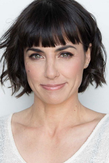 Constance Zimmer oyuncu görseli