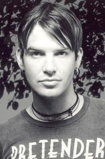 Courtney Taylor-Taylor oyuncu görseli