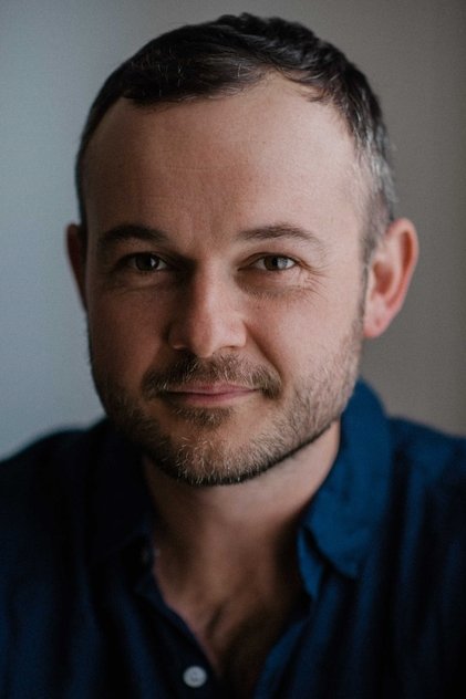 Daniel Henshall oyuncu görseli