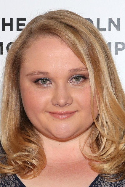 Danielle Macdonald oyuncu görseli