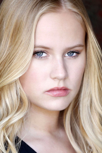 Danika Yarosh oyuncu görseli
