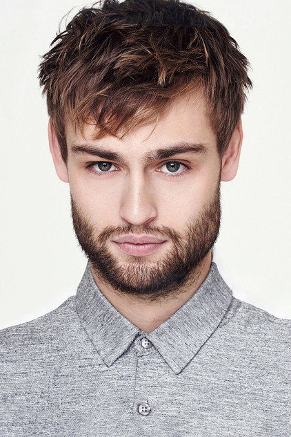Douglas Booth oyuncu görseli
