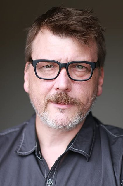 Douglas M. Griffin oyuncu görseli