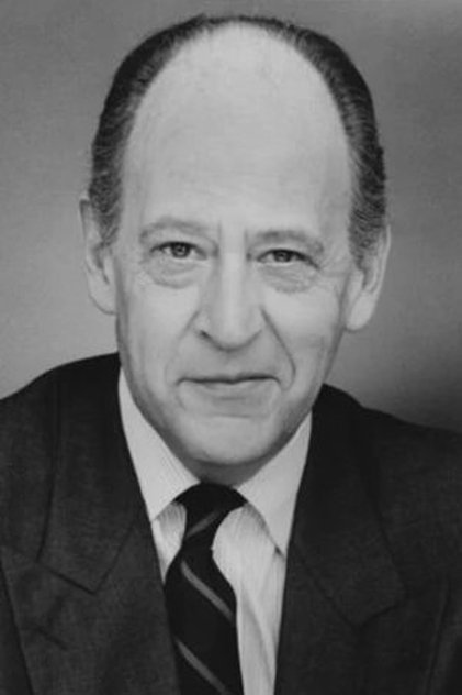 Earl Boen oyuncu görseli
