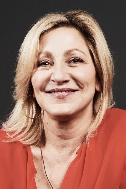 Edie Falco oyuncu görseli