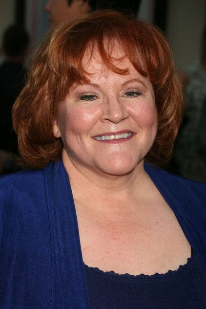 Edie McClurg oyuncu görseli