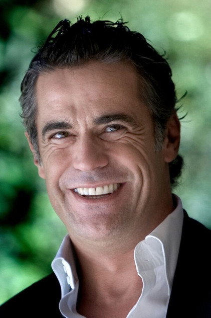 Edoardo Costa oyuncu görseli