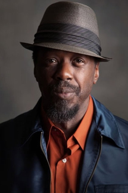 Edwin Lee Gibson oyuncu görseli