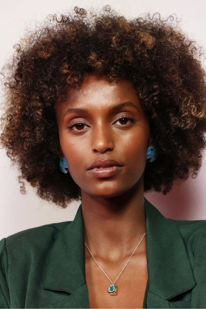 Edyll Ismail oyuncu görseli