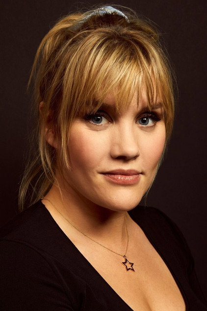 Emerald Fennell oyuncu görseli