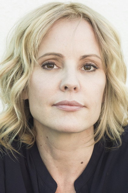 Emma Caulfield oyuncu görseli