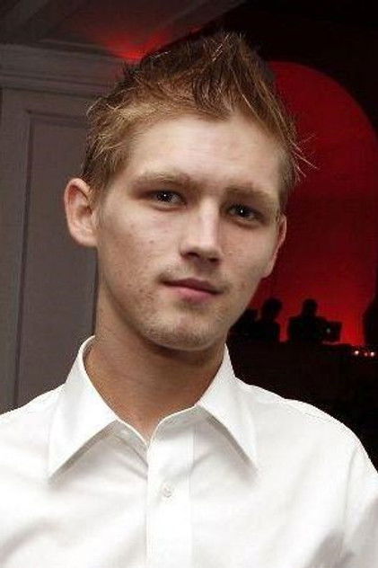 Evan Ellingson oyuncu görseli