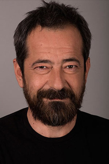 Feridun Düzağaç oyuncu görseli