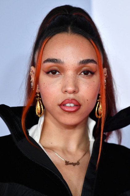 FKA twigs oyuncu görseli