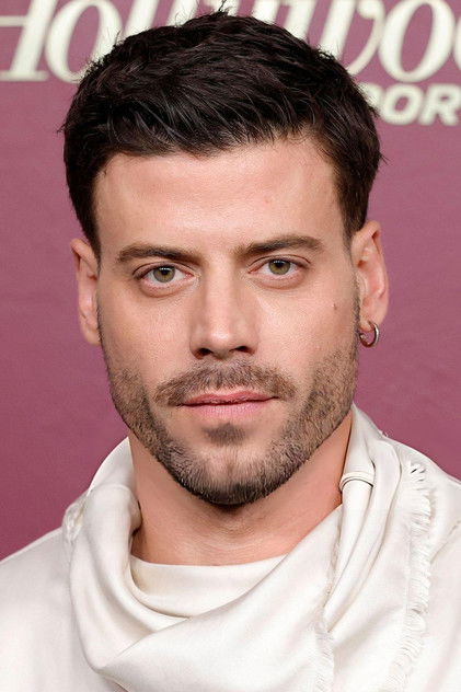 François Arnaud oyuncu görseli