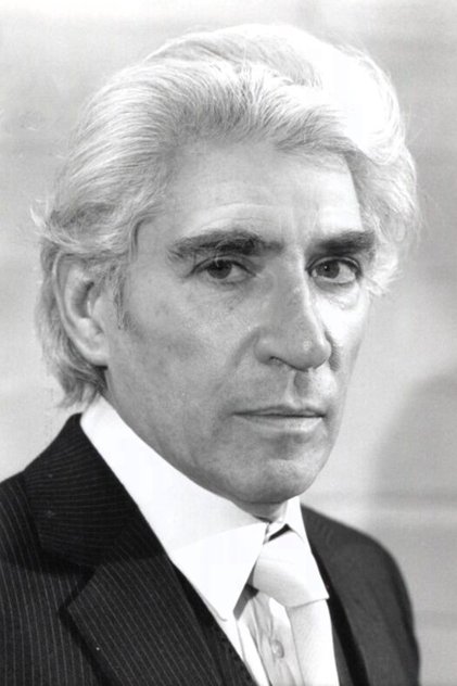 Frank Finlay oyuncu görseli