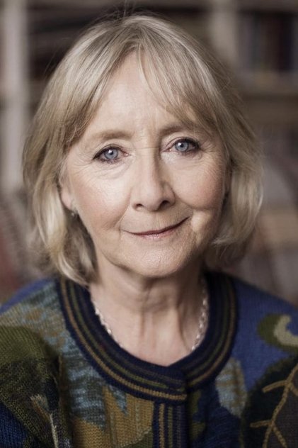 Gemma Jones oyuncu görseli