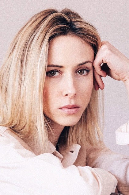 Gillian Zinser oyuncu görseli
