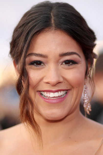 Gina Rodriguez oyuncu görseli