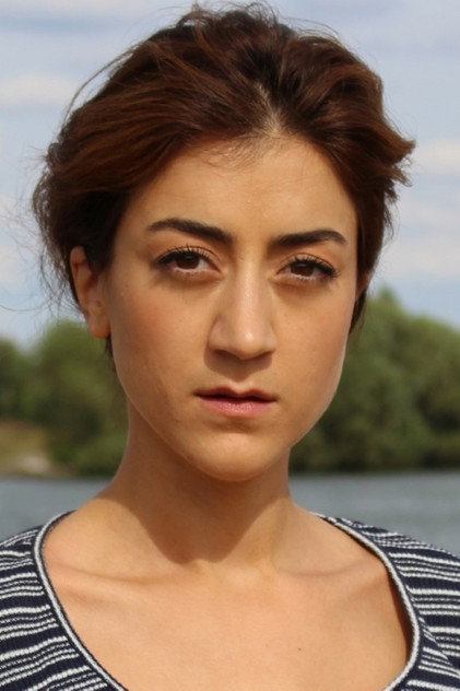 Gizem Erdogan oyuncu görseli