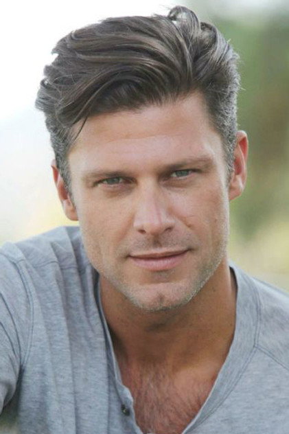 Greg Vaughan oyuncu görseli