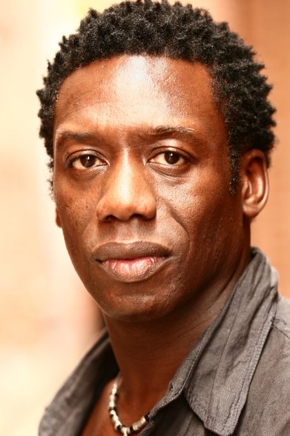 Hakeem Kae-Kazim oyuncu görseli