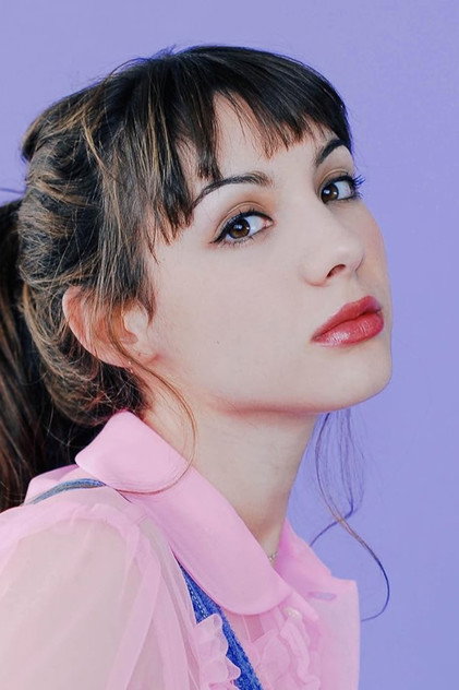 Hannah Marks oyuncu görseli