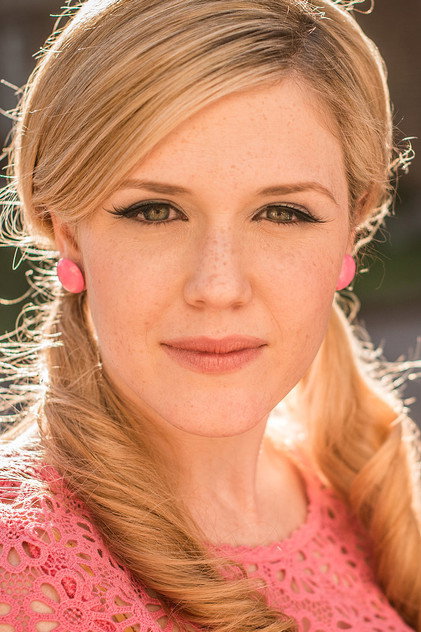 Harriet Dyer oyuncu görseli
